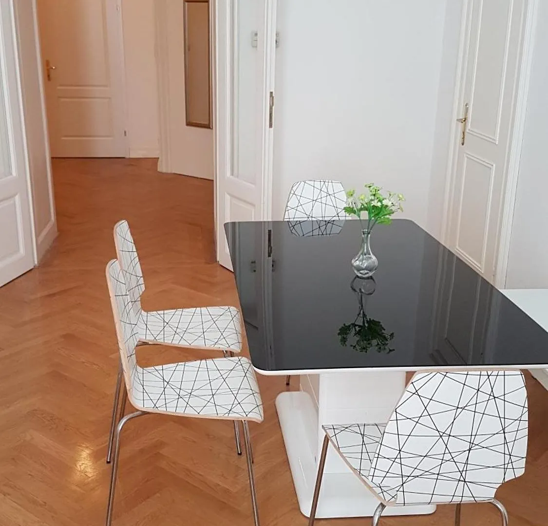 Sobieski Stefansdom Apartments Vienna Austria